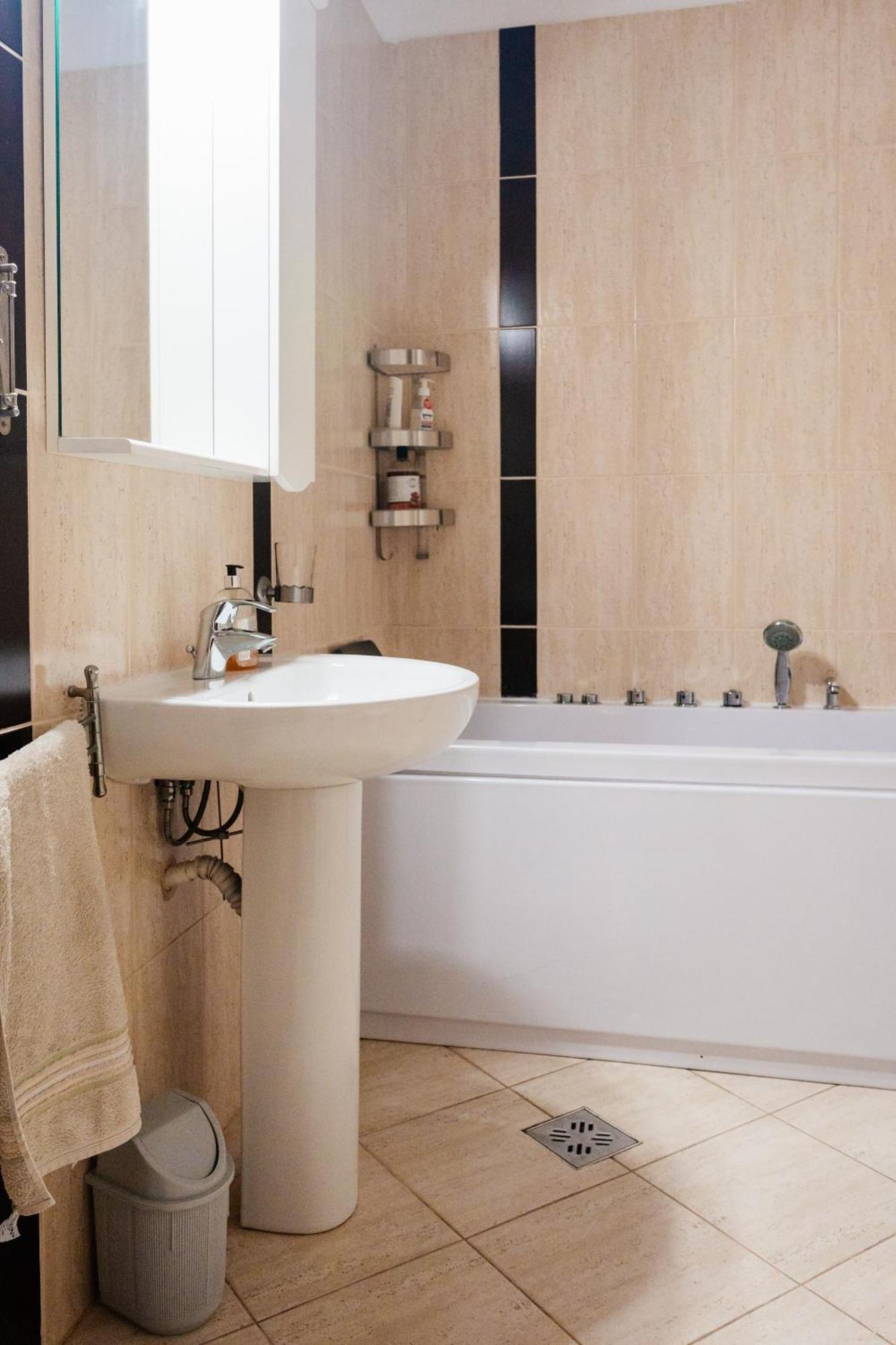 Maan Central Apartment Pet Friendly Location บราชอฟ ภายนอก รูปภาพ